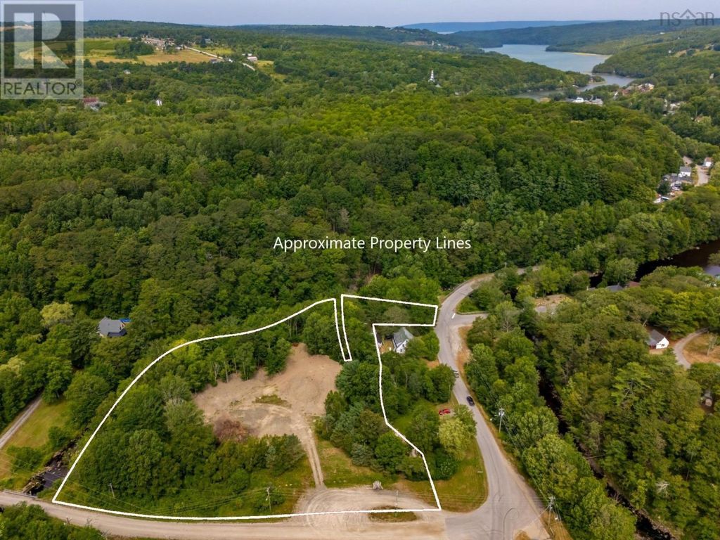 1438 River Road, Bear River
