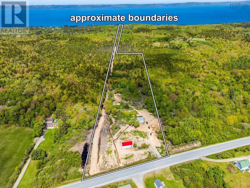 6173 Highway 101, Ashmore