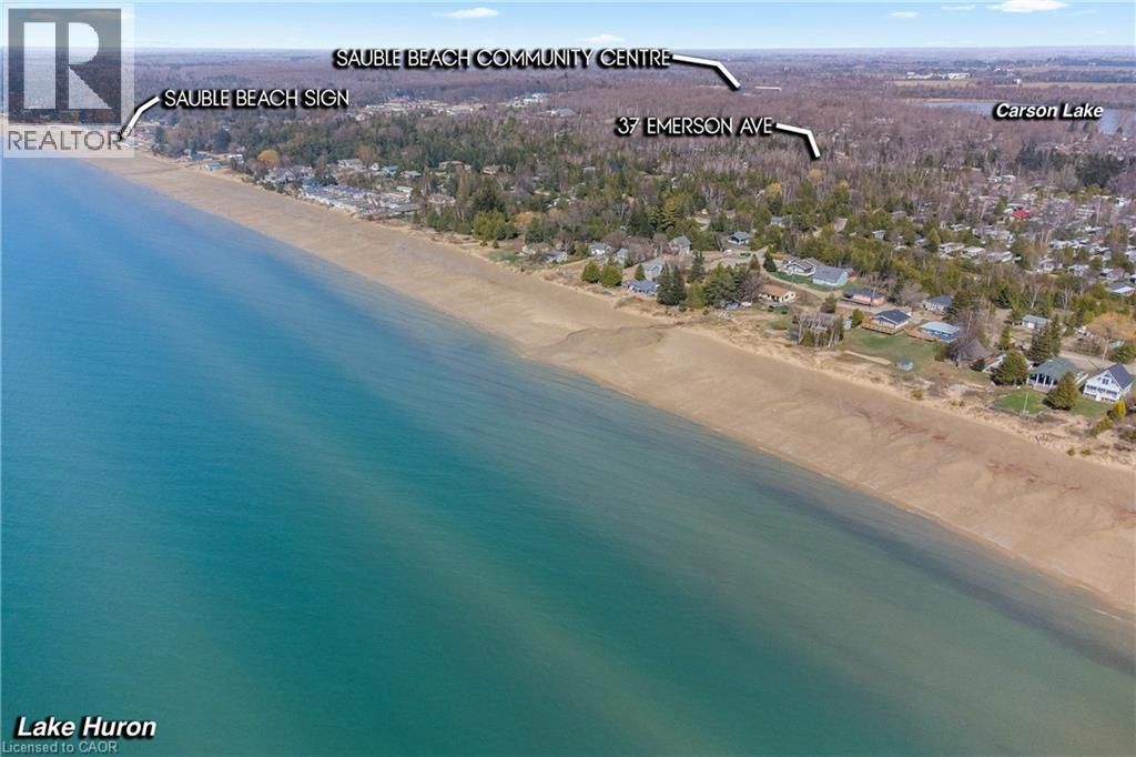 37 Emerson Avenue, Sauble Beach
