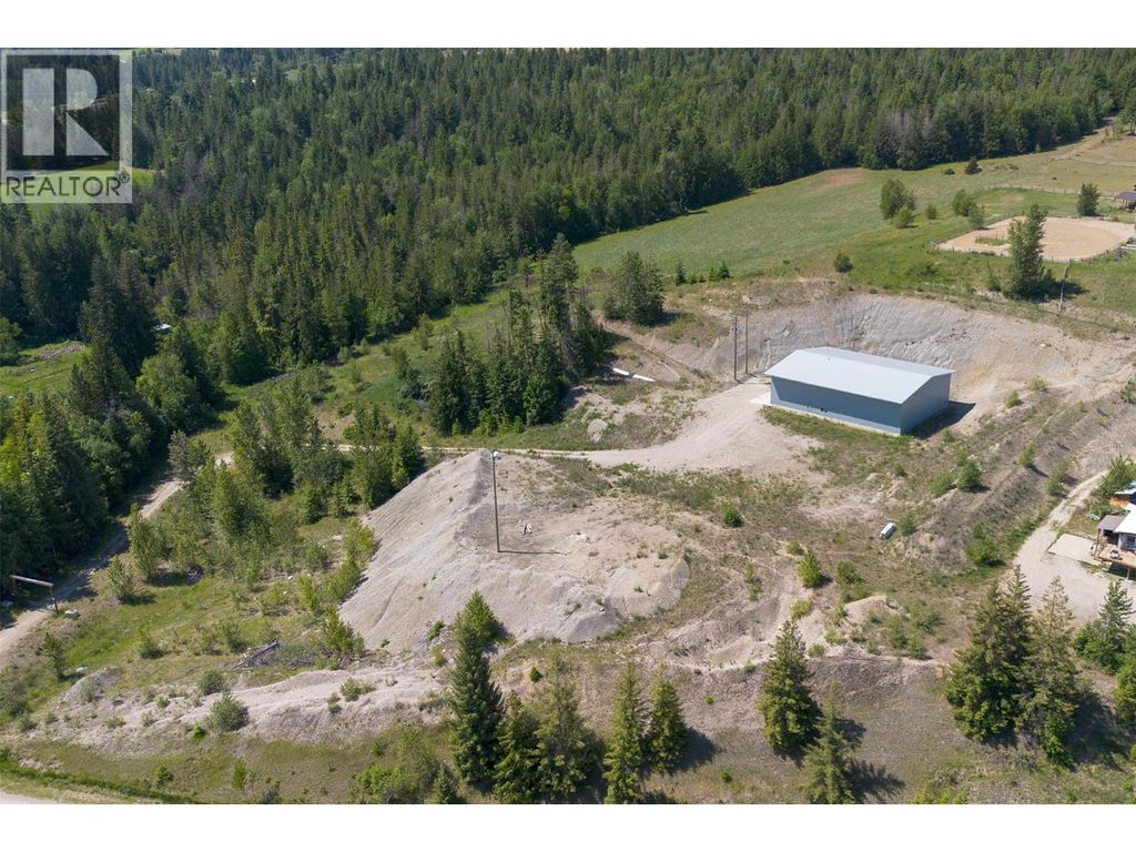 78 97b Highway, Enderby