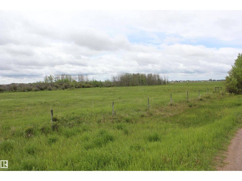 Twp Rd 570a Range Rd 65, Rural St. Paul County