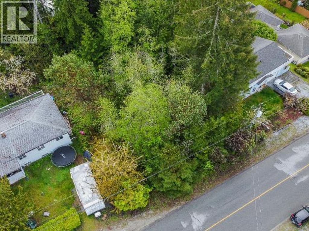 Lot J Chilco Ave, Powell River
