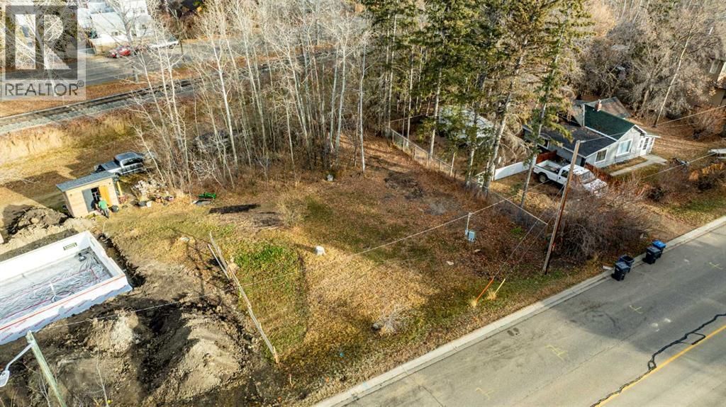 5120 48 Avenue, Sylvan Lake