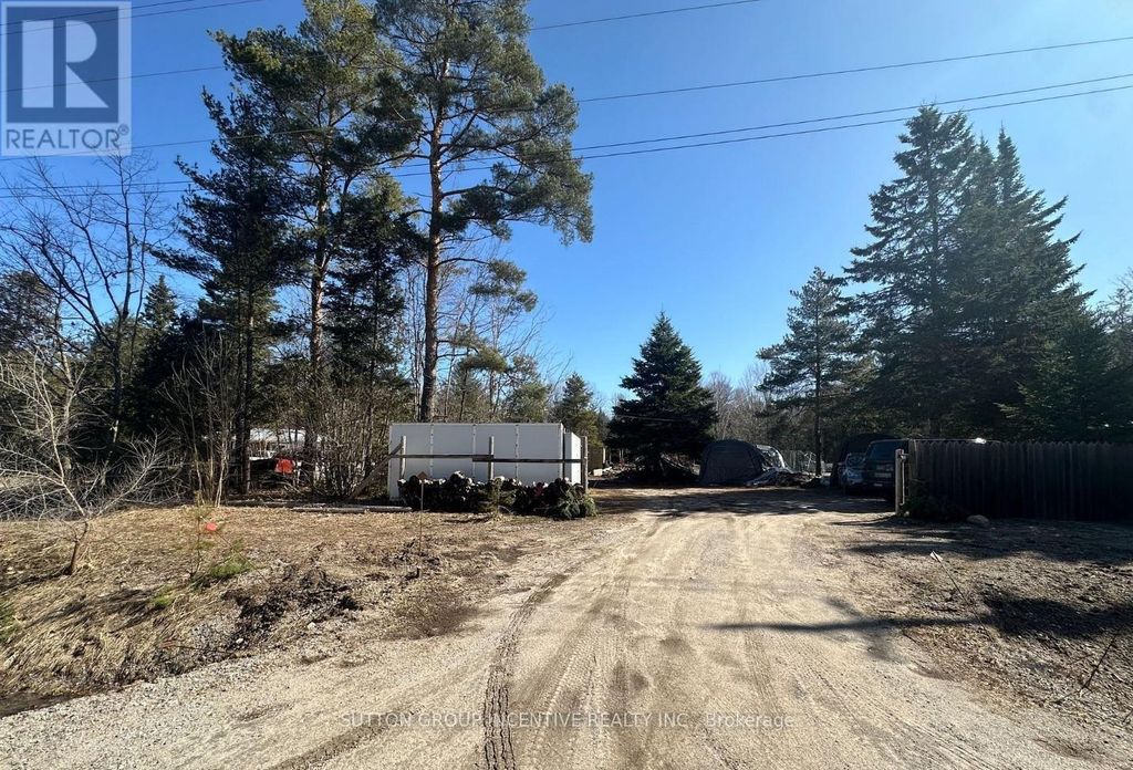 7183 Hwy 93 Highway, Tay