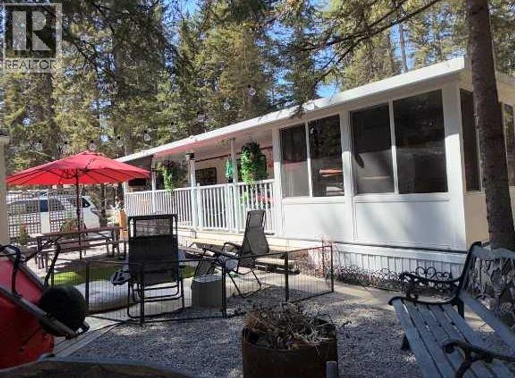 5 Timber Close, 5230 Highway 27, Sundre