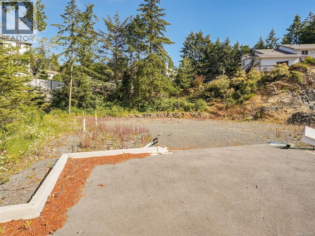 2175 Yucca Pl, Langford