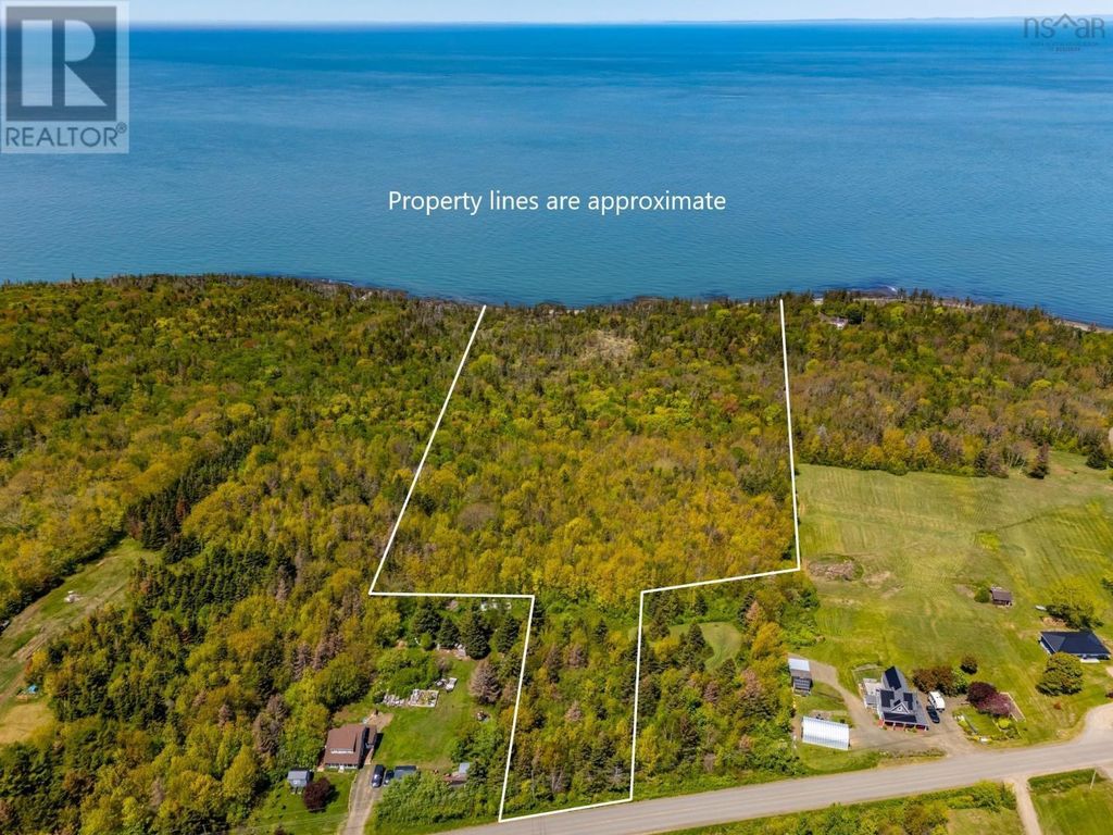 Lot (pid 05110853) Shore Road W, Litchfield