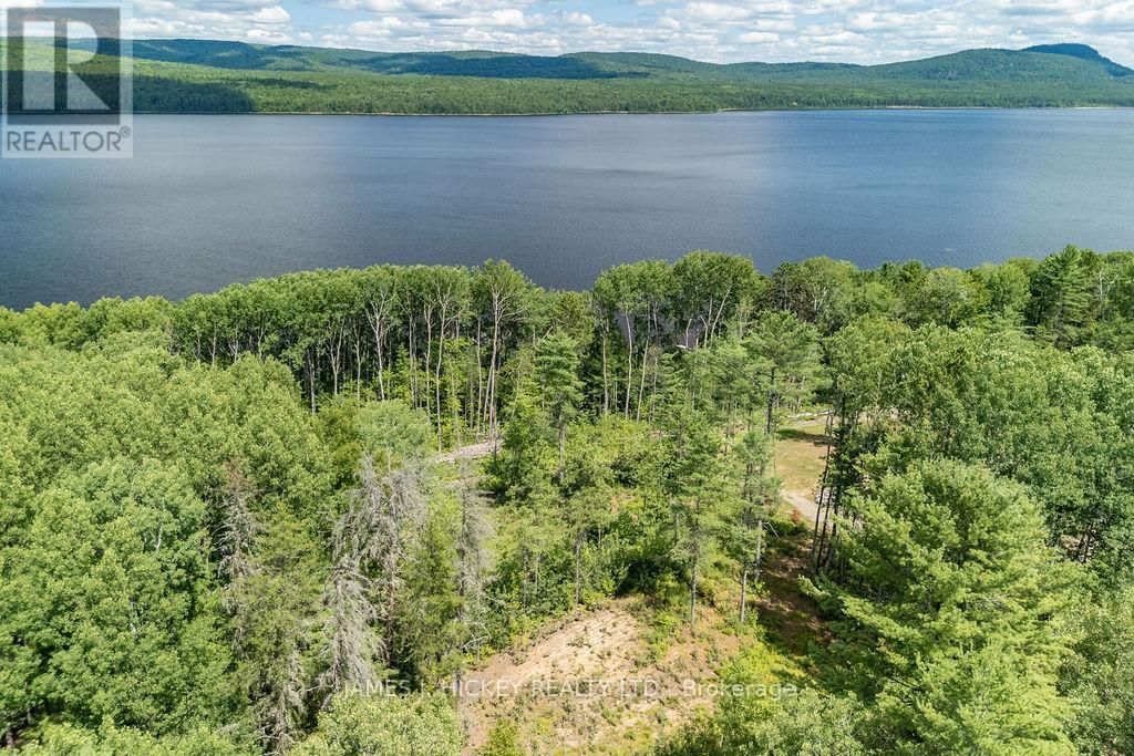00 Mcanulty Road, Deep River