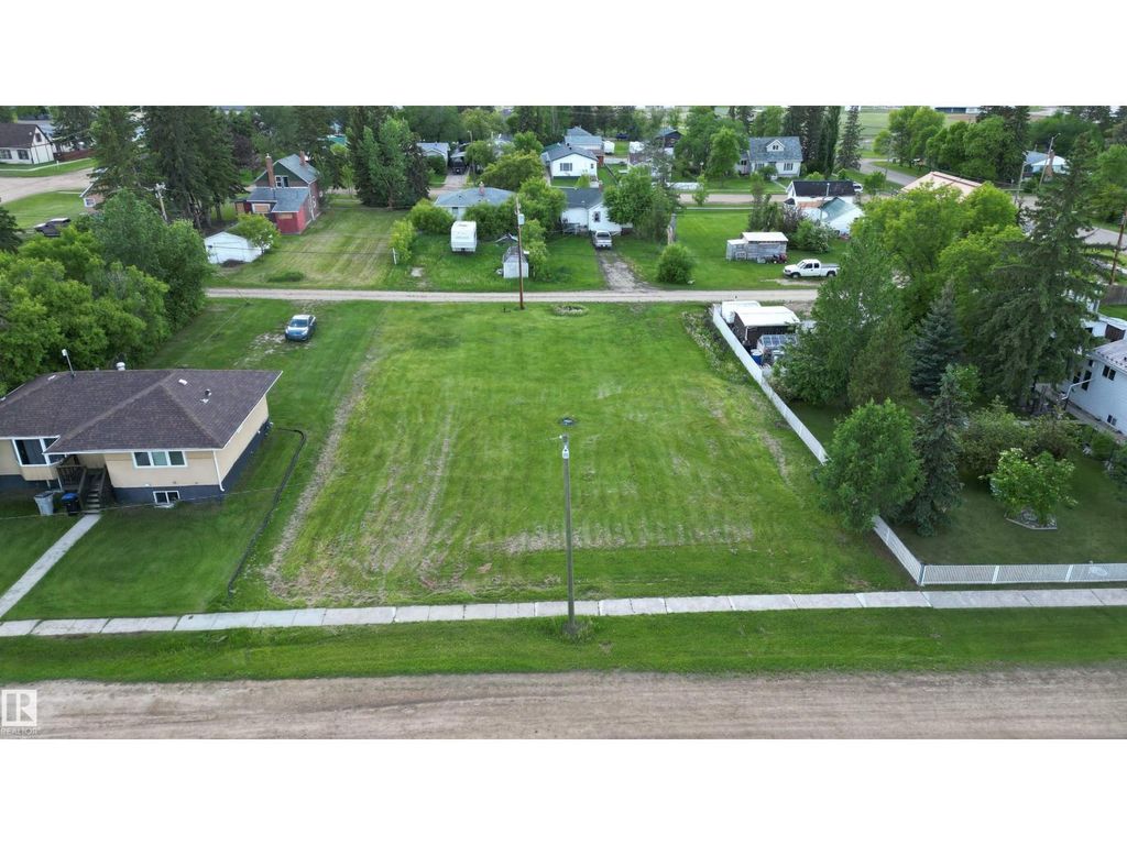 4718 52 St, Mayerthorpe