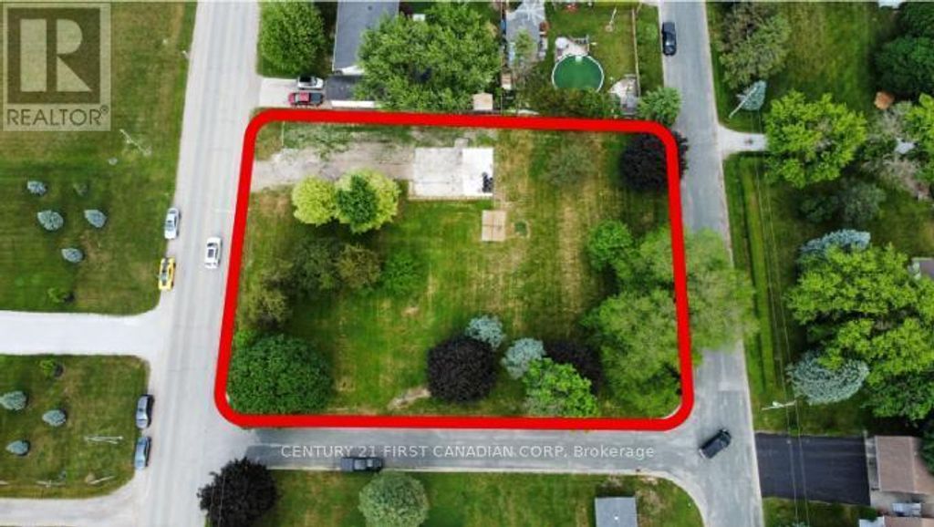 3877 Lasalle Line, Enniskillen (petrolia)