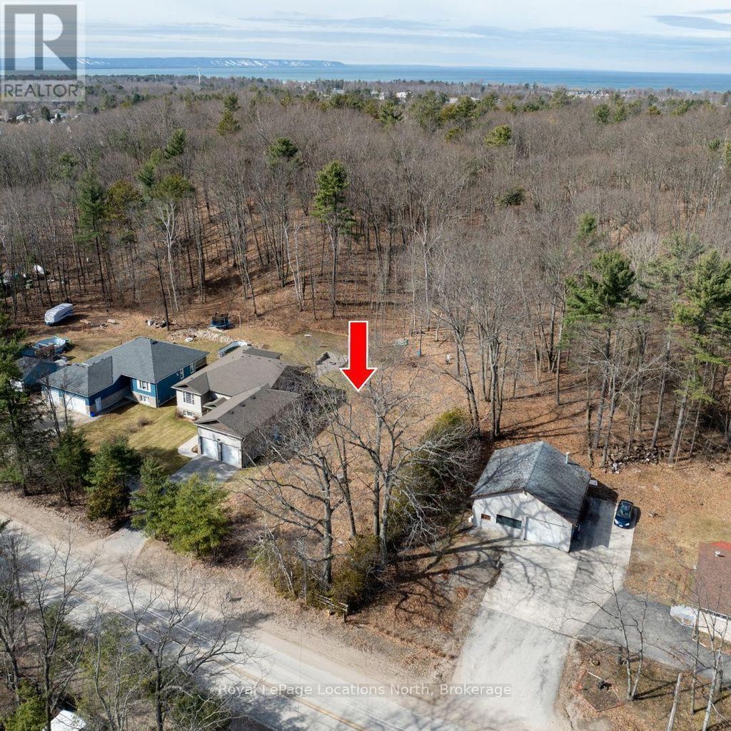 198 Golf Course Road, Wasaga Beach
