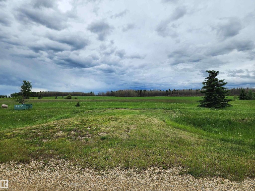 25 465011 Rge Rd 64, Rural Wetaskiwin County
