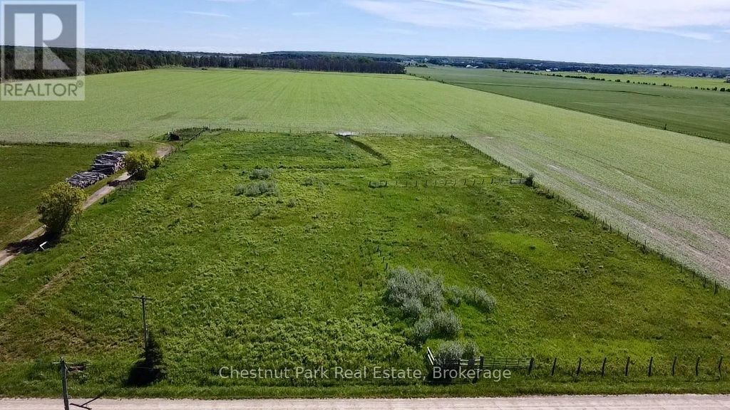 1416 The Bury Road, Northern Bruce Peninsula