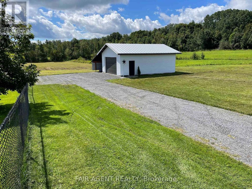 2130 Du Golf Road, Clarence-Rockland