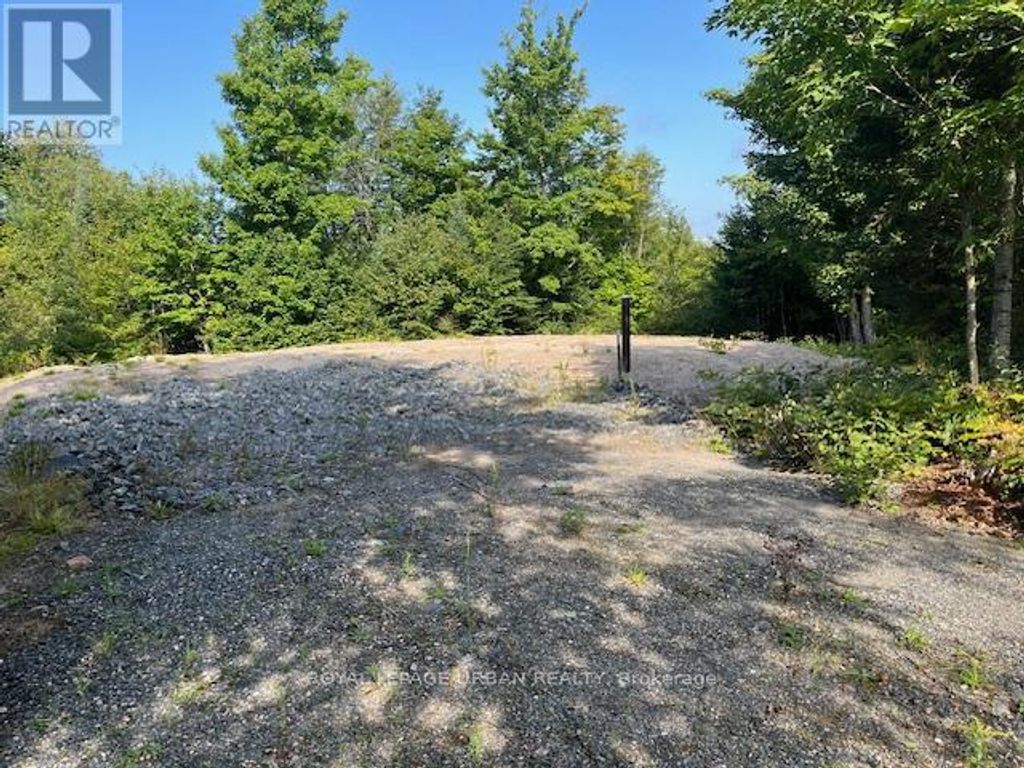 836 Rye Road, South River