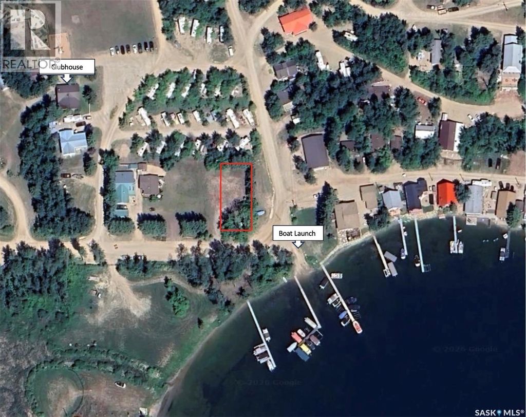 700 Marean Street, Marean Lake