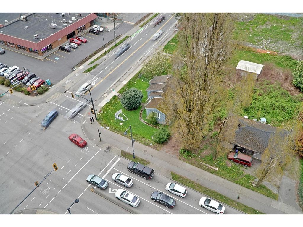 13691 100 Avenue, Surrey