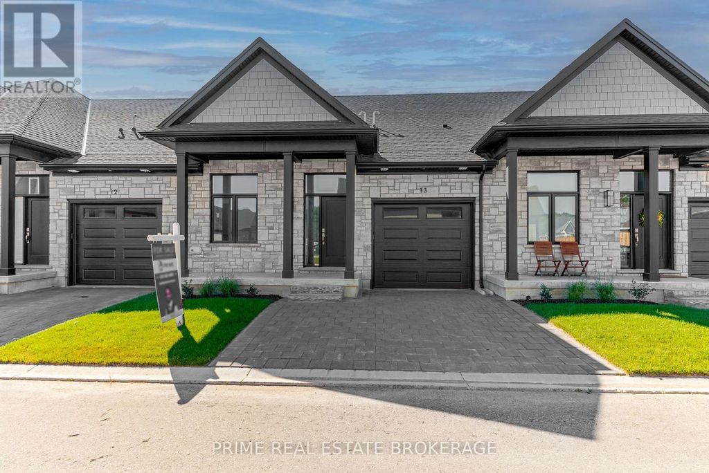 6 - 62 Compass Trail, Central Elgin (port Stanley)