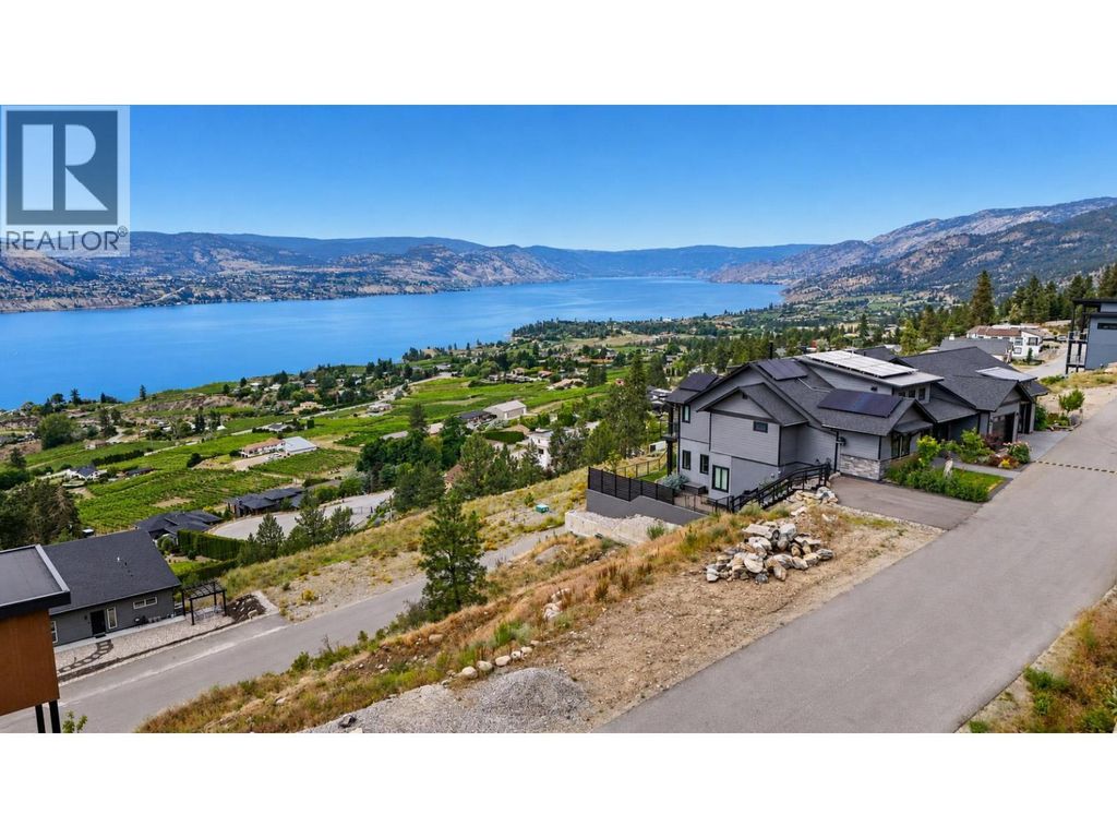 2449 Kettle Ridge Way, Naramata