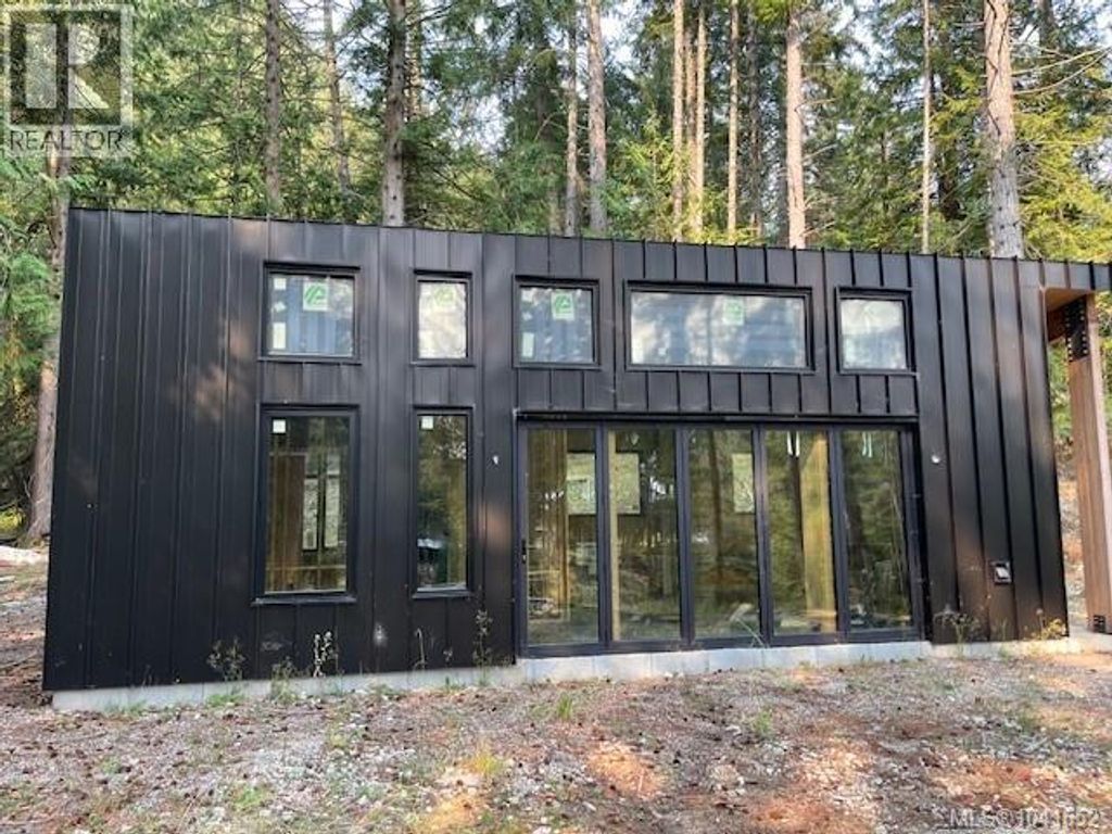 1376 Isabella Point Rd, Salt Spring