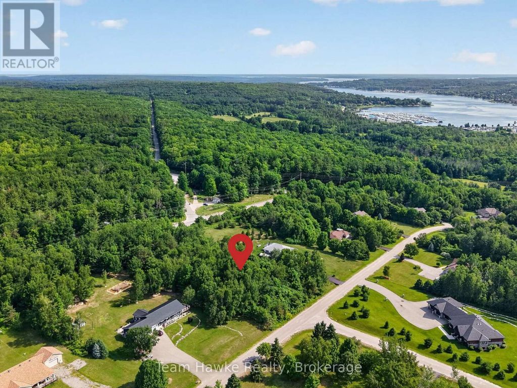 80 Copeland Creek Drive, Tiny