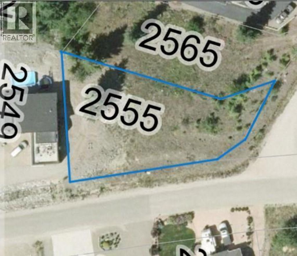 2555 Highlands Drive, Blind Bay