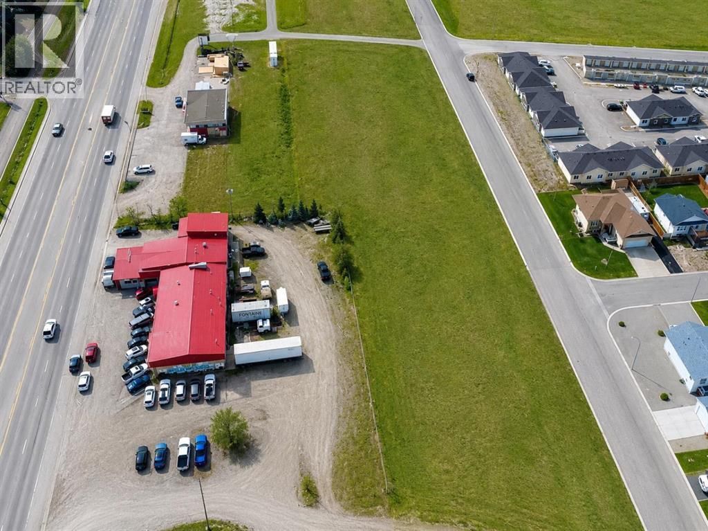 5421 2nd Street E, Claresholm