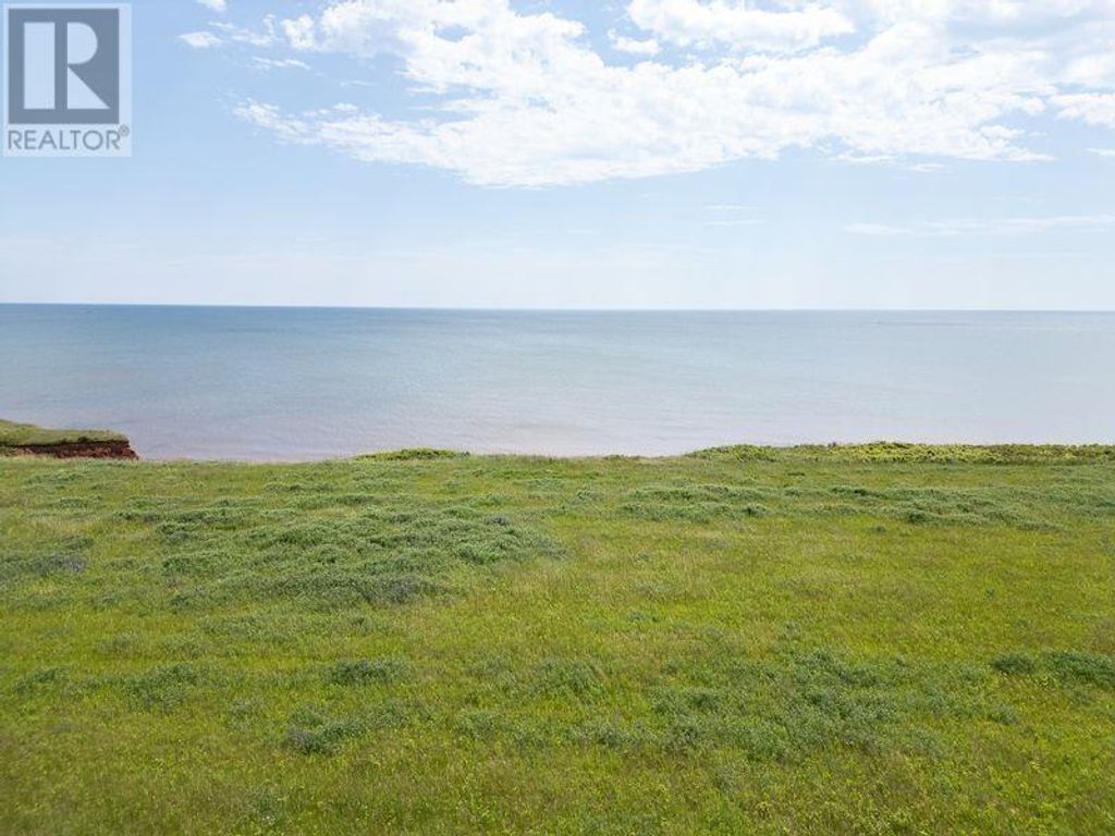 Acreage Rte 12, Seacow Pond