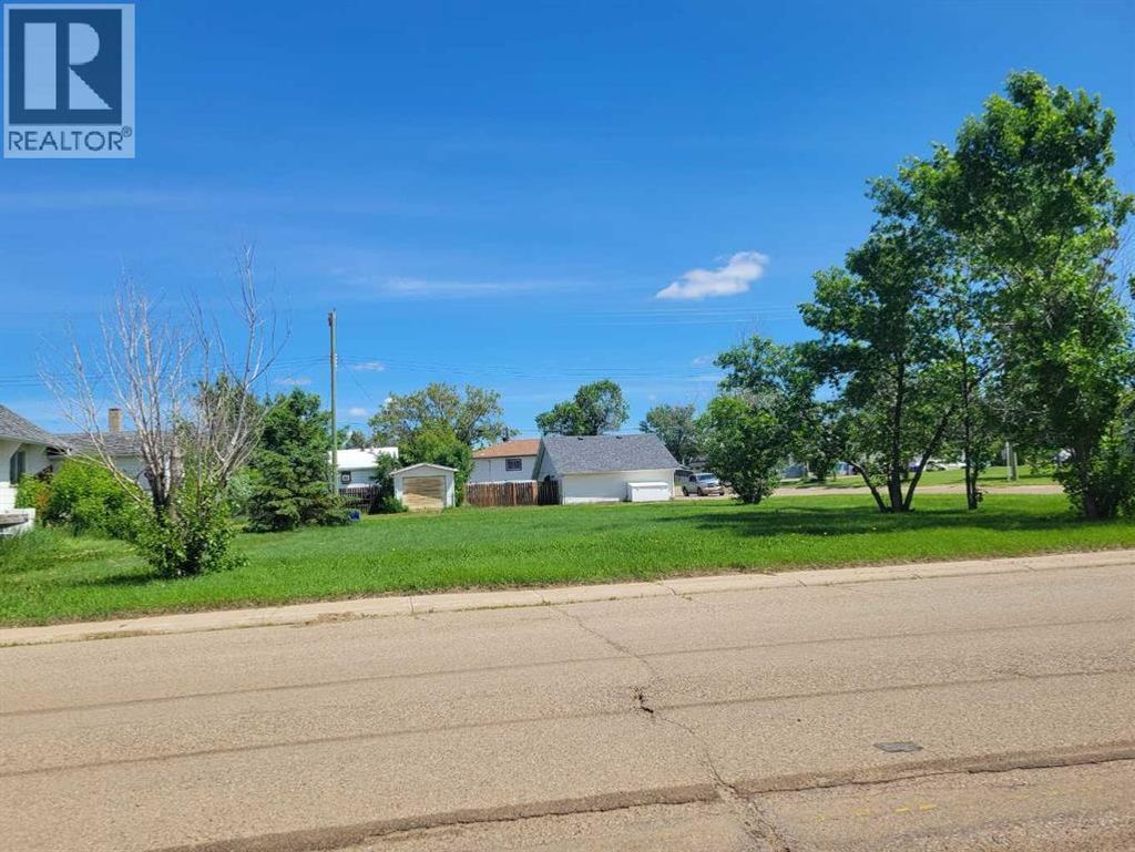 5301 Victoria Avenue, Coronation