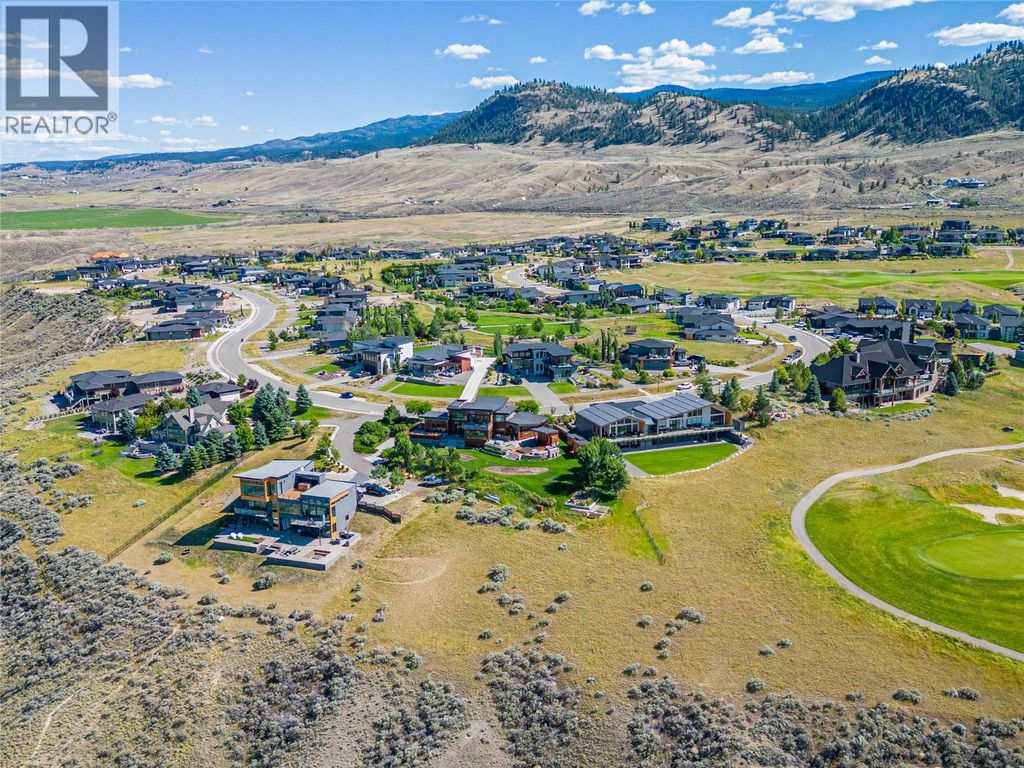 300 Rue Cheval Noir, Kamloops