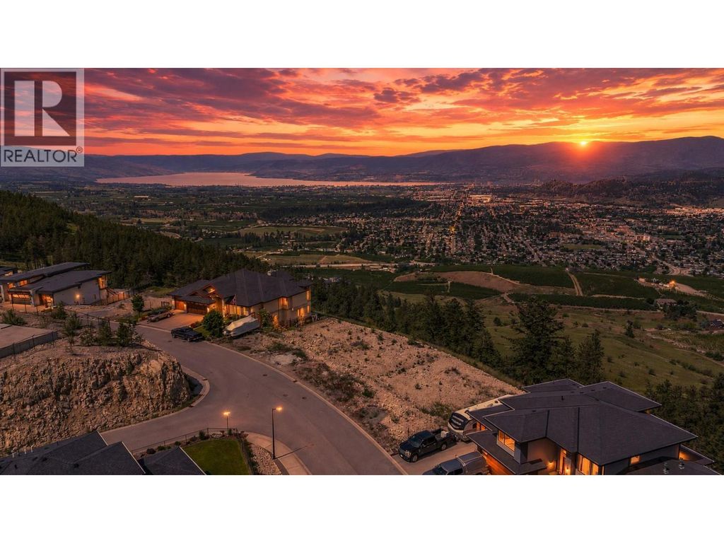 1726 Carnegie Street, Kelowna