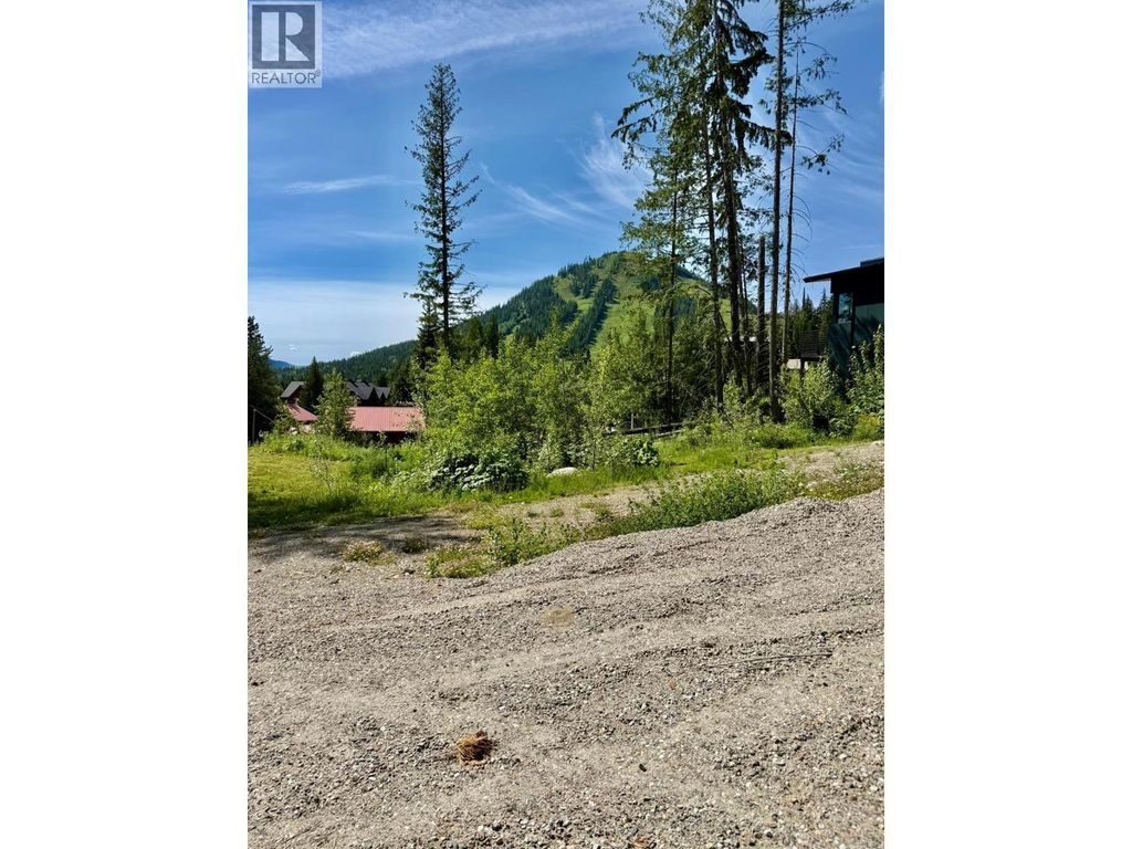 308 Ridge Road, Rossland