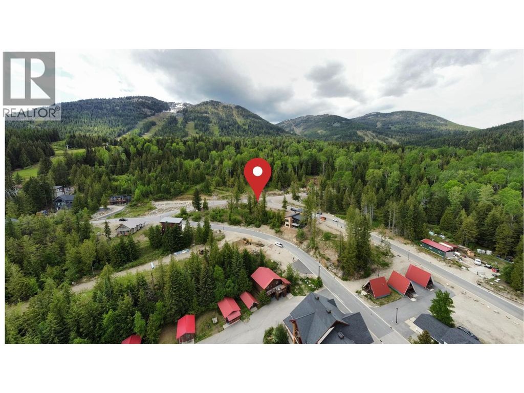 302 Ridge Road, Rossland