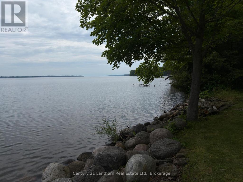 84 Mosquito Lane, Prince Edward County (north Marysburg Ward)