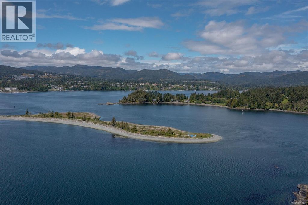 7170 Sea Cliff Rd, Sooke