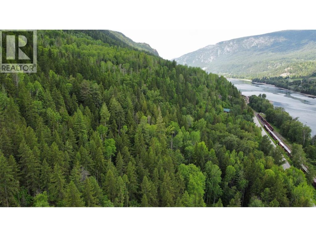 Arrow Lake 10 Lot Package Arrow Lakes Drive, Castlegar