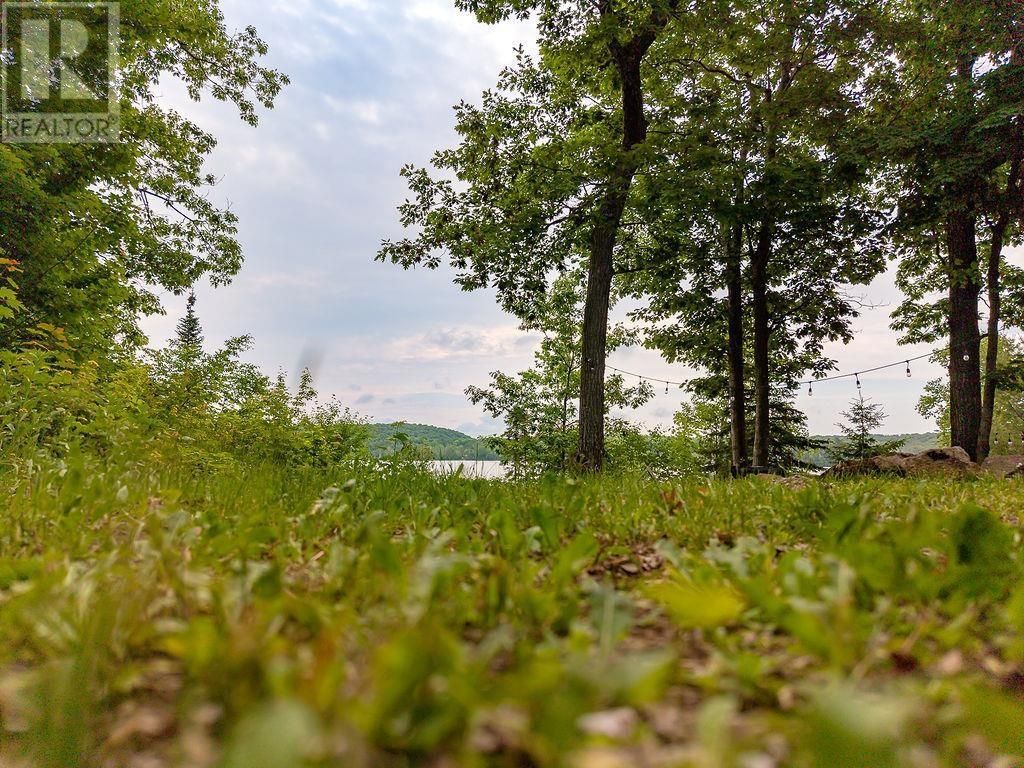 1089 Prince Lake Rd, Prince Township