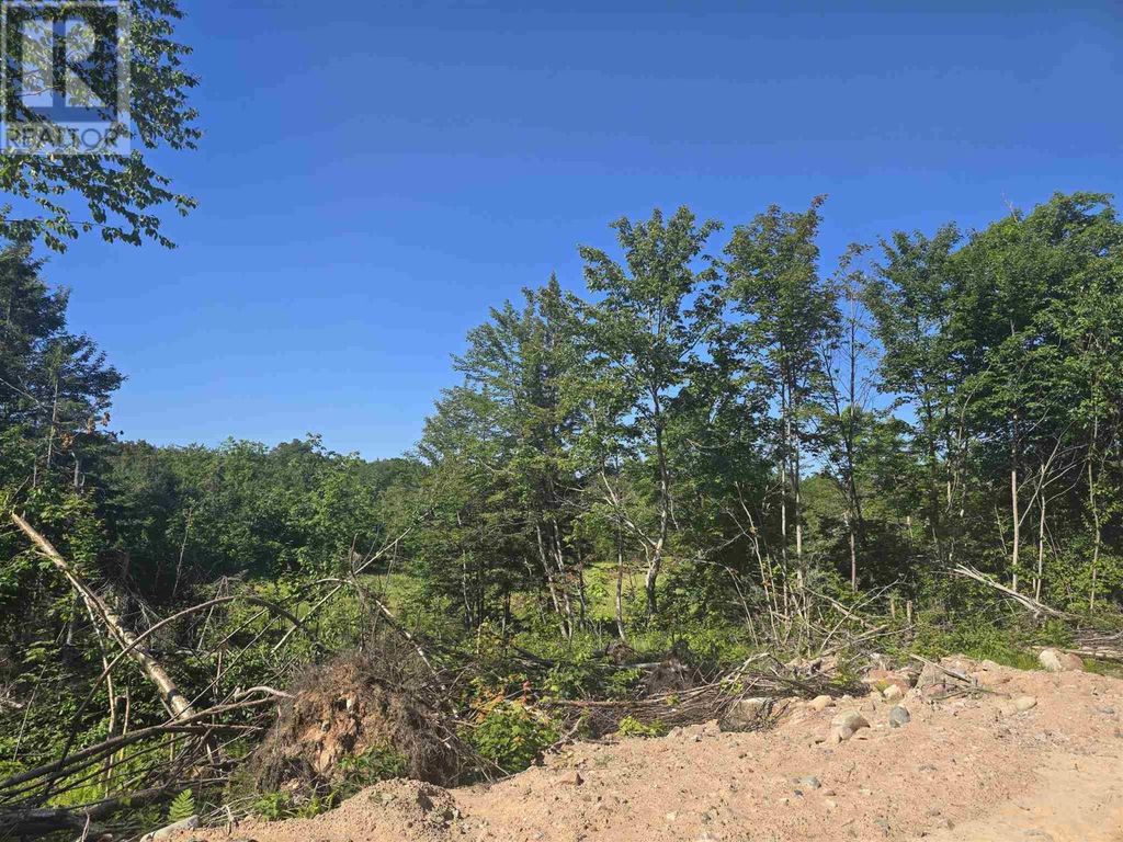 417 Creek Rd, Prince Township