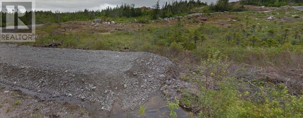 62 Country Path Road, Holyrood