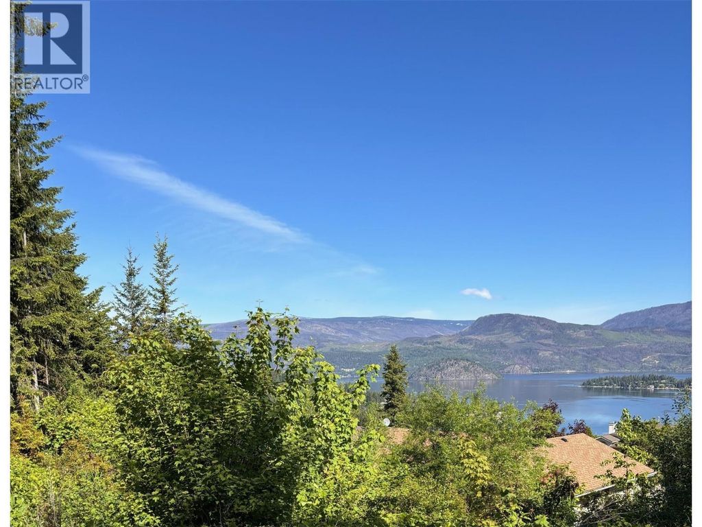 2624 Grandview Place, Blind Bay