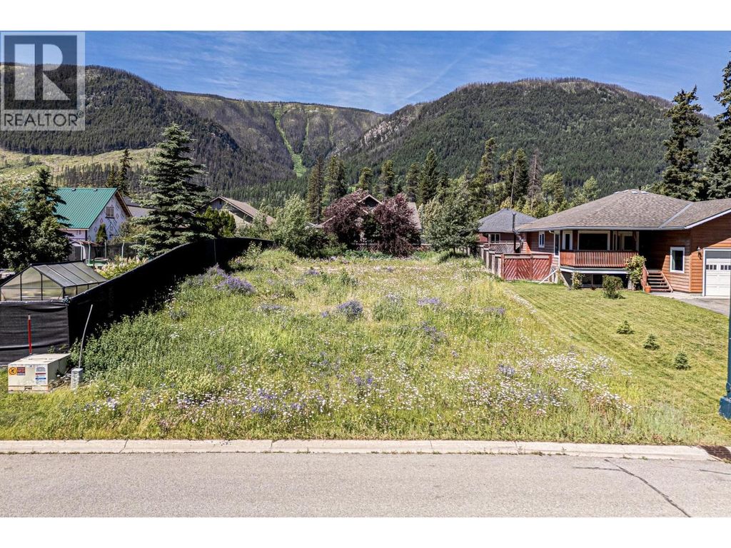 1344 Woodland Place, Sparwood