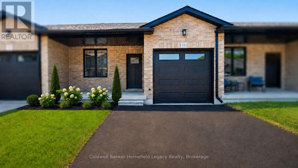13 - 165 Egan Avenue, St. Marys