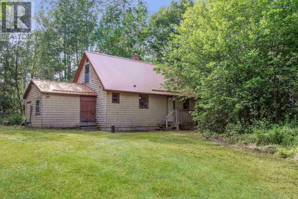 2113 Fire Lane, Torbrook