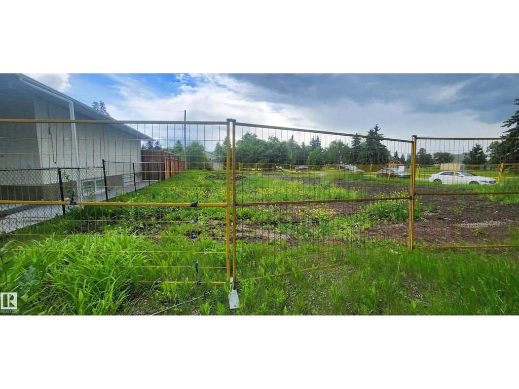 11305 Tower Road Nw, Edmonton
