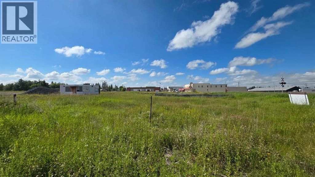 4919 52 Ave, Mayerthorpe