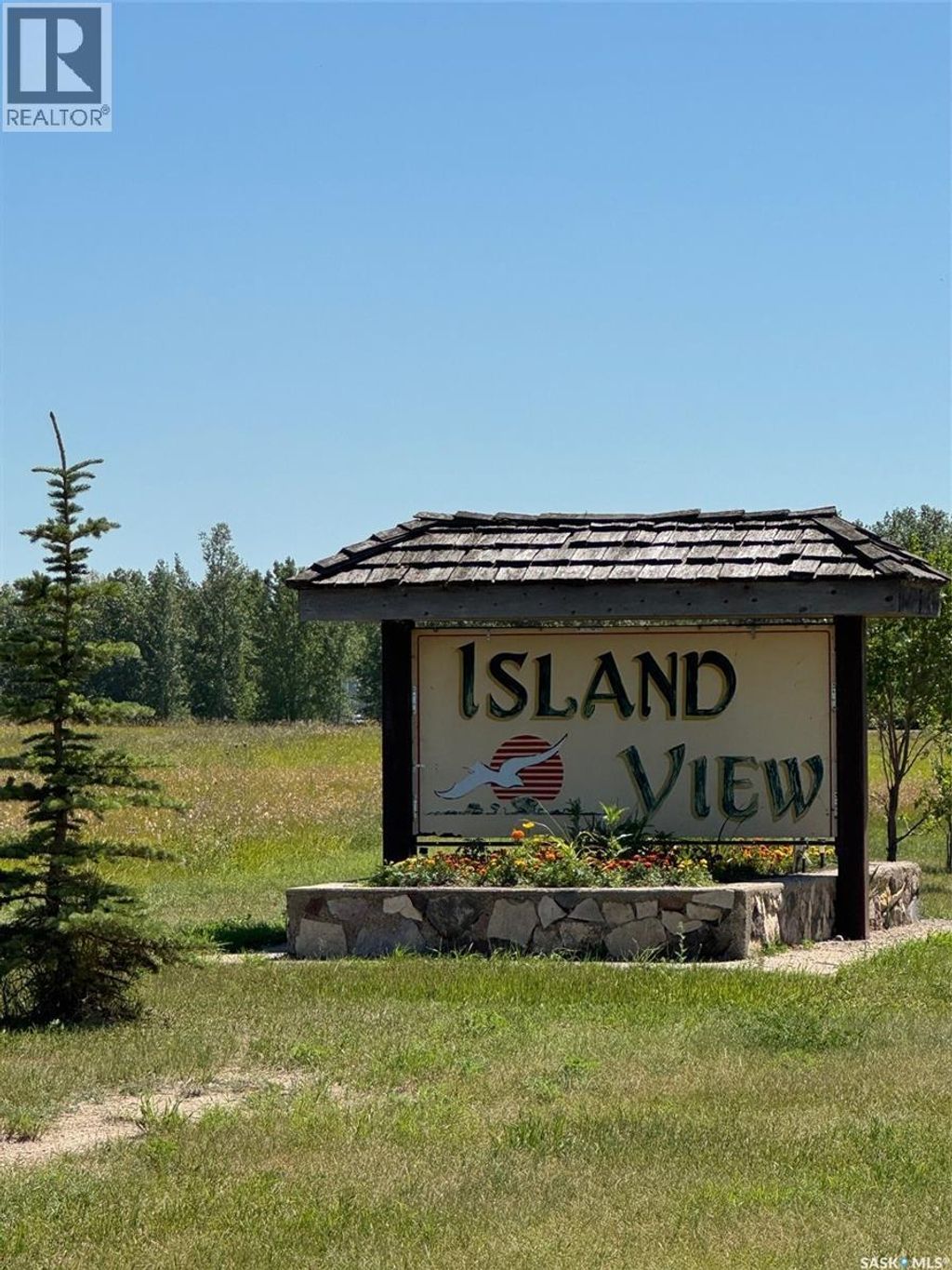 5 Marine Drive, Island View