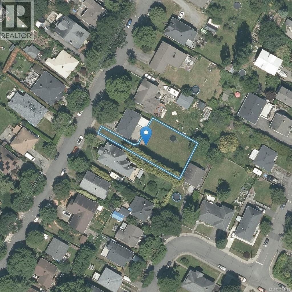 3141 Balfour Ave, Victoria