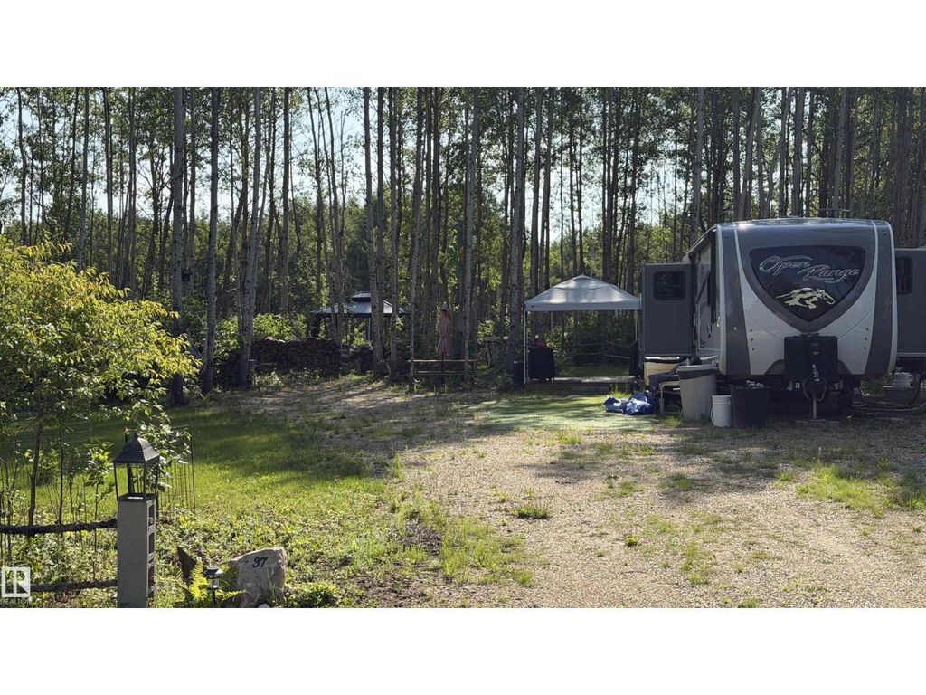 37 Aspen Road, Rural Lac Ste. Anne County