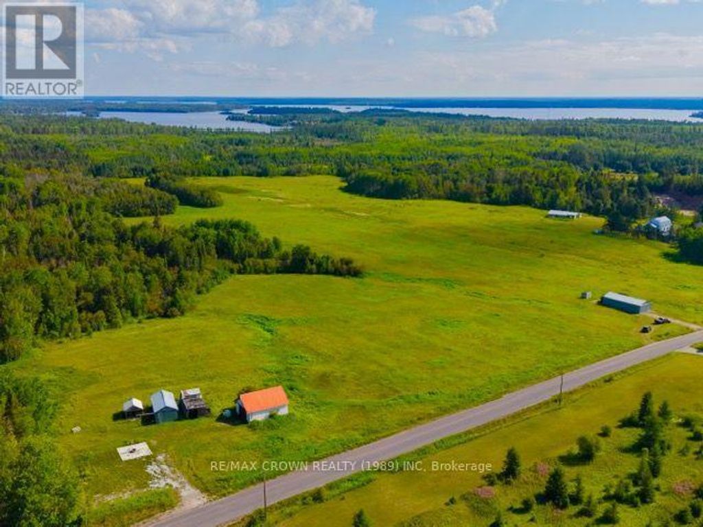 197 Ouellette Bay Road, Kapuskasing