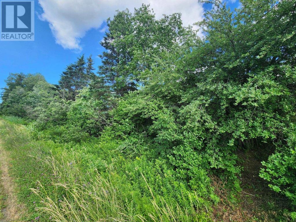 Lot Highway 236, Kennetcook